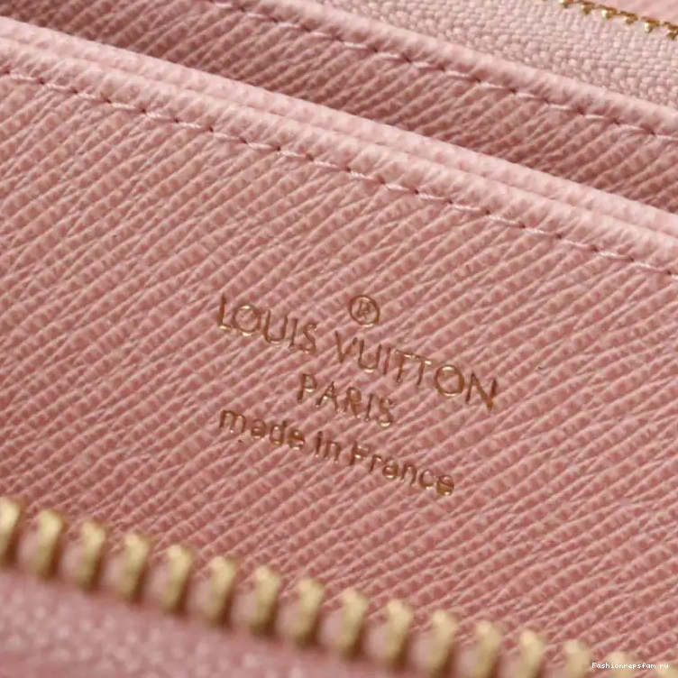 Fashionrepsfam ru LV Bag 2204DJ0036 0802